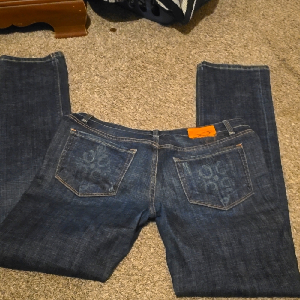 Pierce jeans